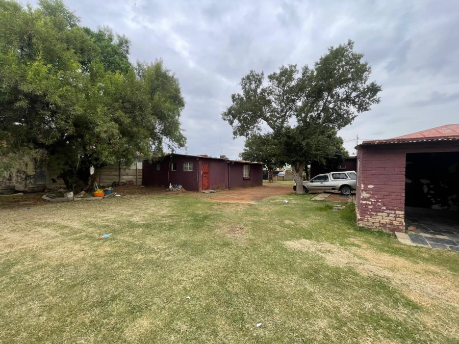 7 Bedroom Property for Sale in Wolmaransstad North West